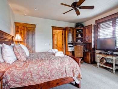 Beaver Creek Bachelor Gulch Condo 896393
